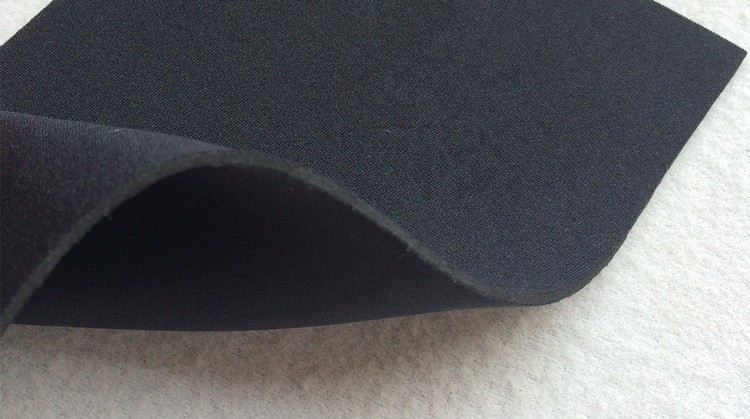 Materiał do nurkowania z neopr – Twin Needle Stretch recenzja i cena