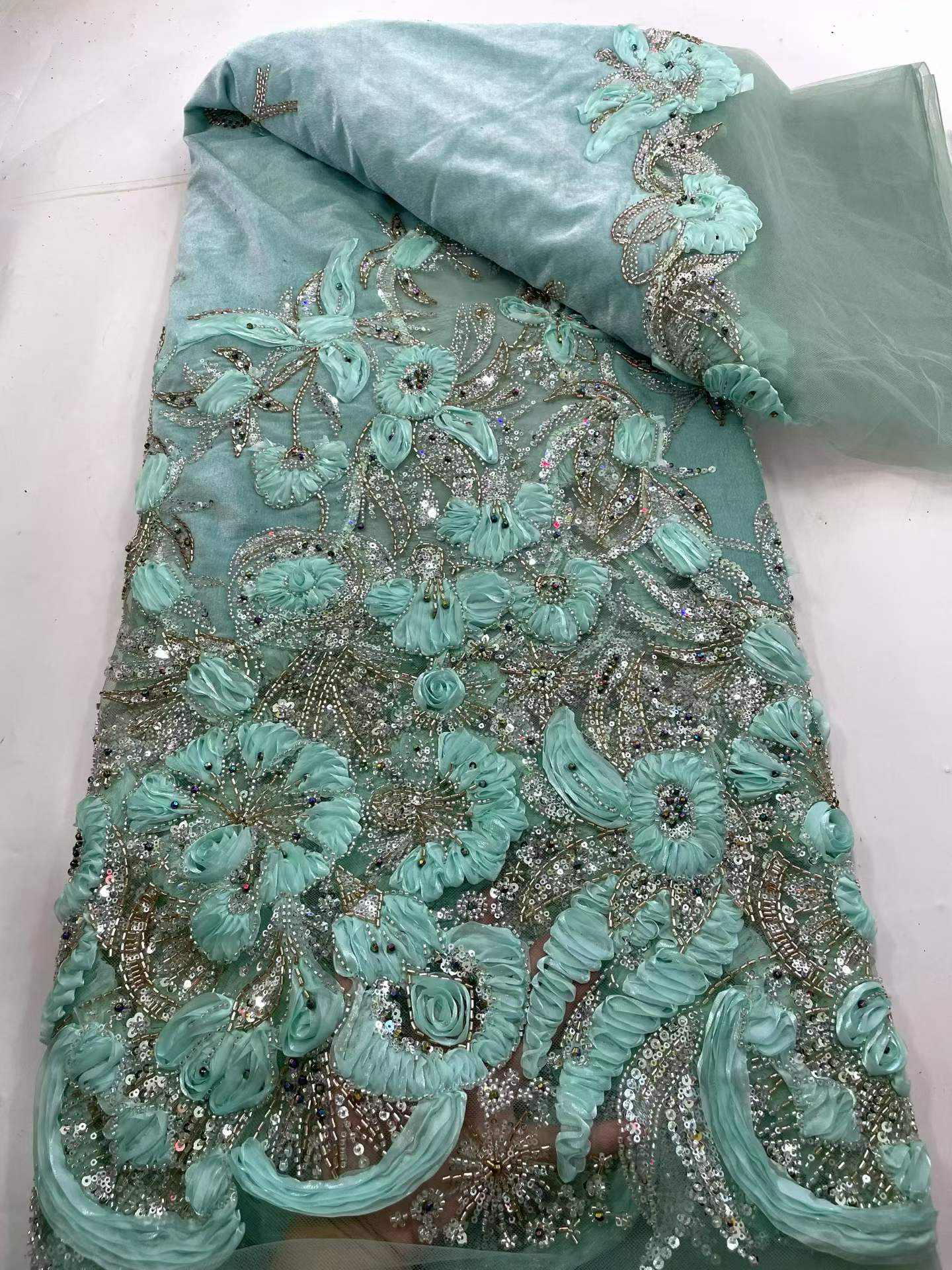 Afrykańska tkanina z cekinami  – Sewing Velvet Fabric recenzja i cena