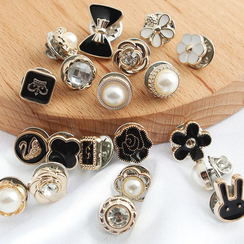 10 szt. Darmowe przypinki z pe – Button Hole Cutter recenzja i cena